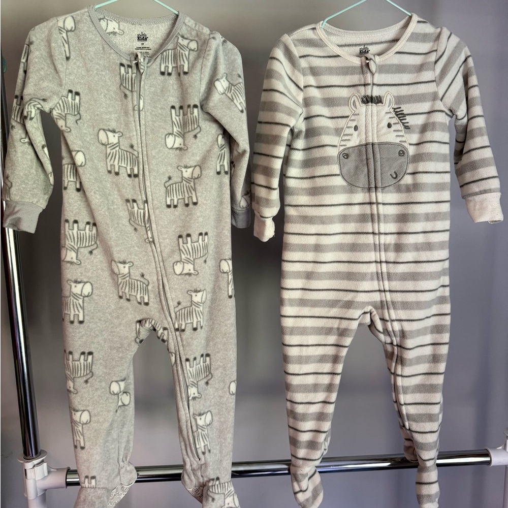 Kids Headquarters Gray Footies One Piece Sleepwear